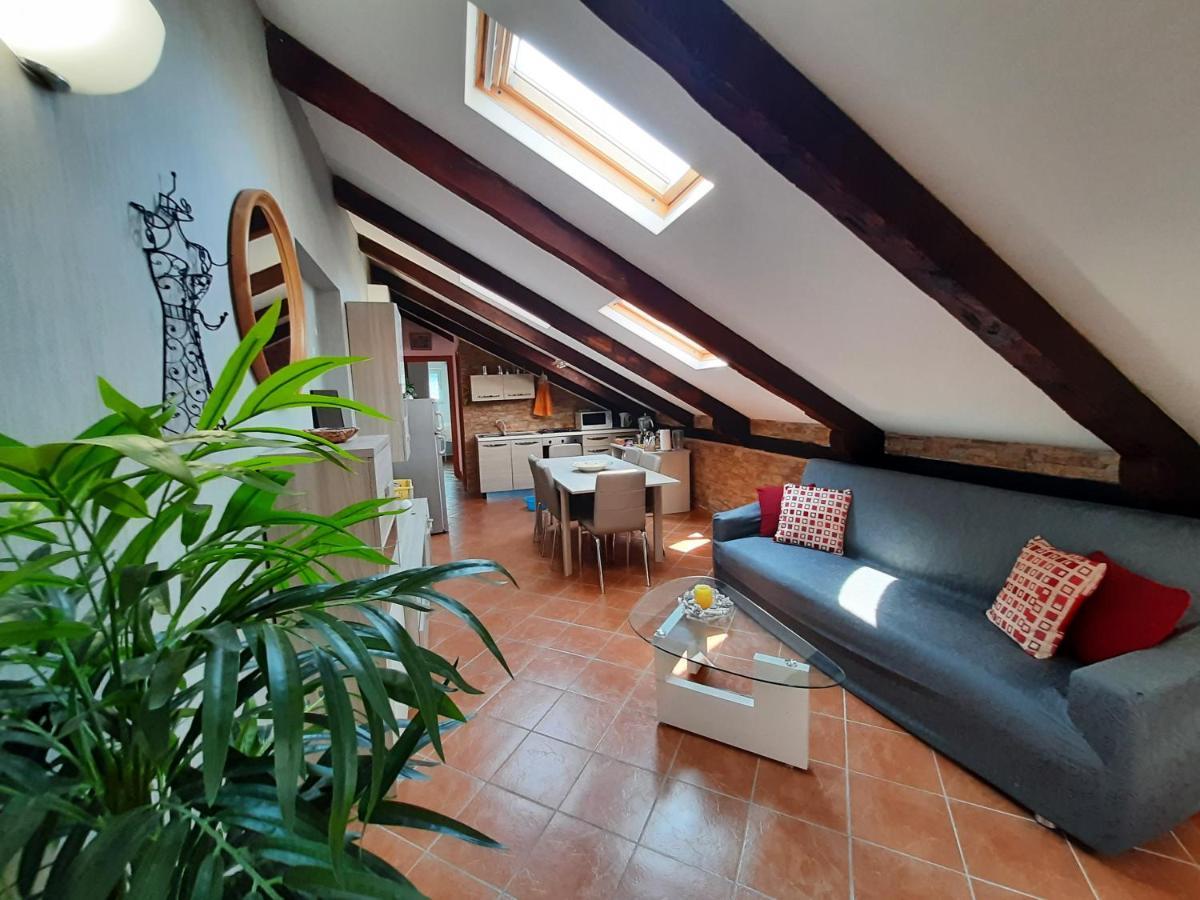Bed & Breakfast La Mansarda Napoli Dış mekan fotoğraf