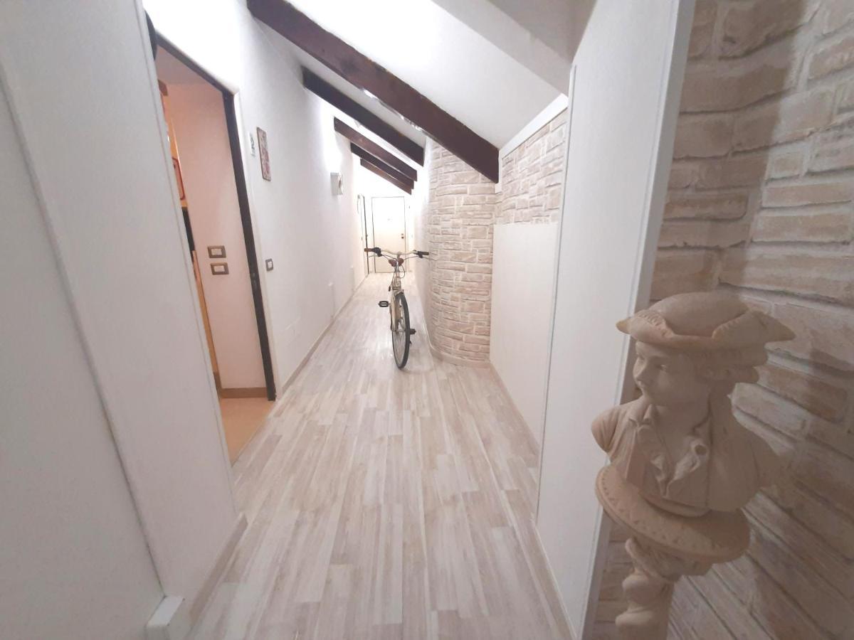 Bed & Breakfast La Mansarda Napoli Dış mekan fotoğraf