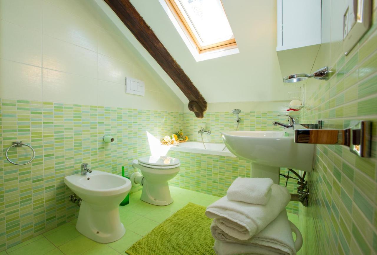 Bed & Breakfast La Mansarda Napoli Dış mekan fotoğraf