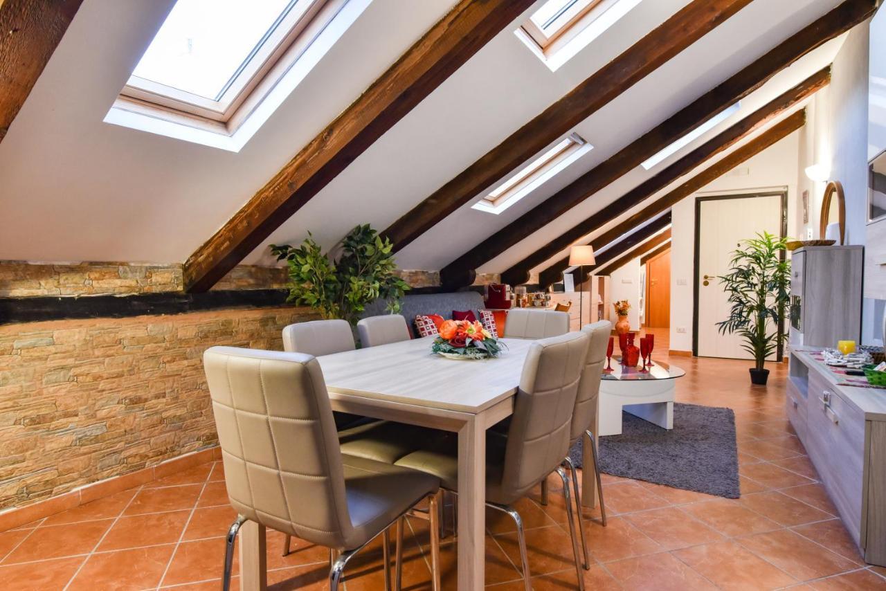 Bed & Breakfast La Mansarda Napoli Dış mekan fotoğraf