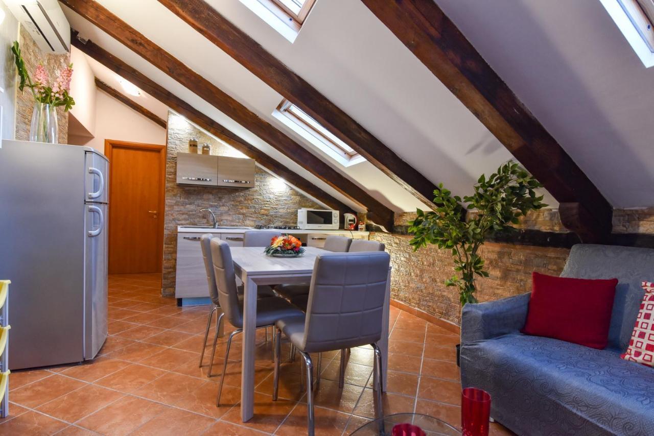 Bed & Breakfast La Mansarda Napoli Dış mekan fotoğraf